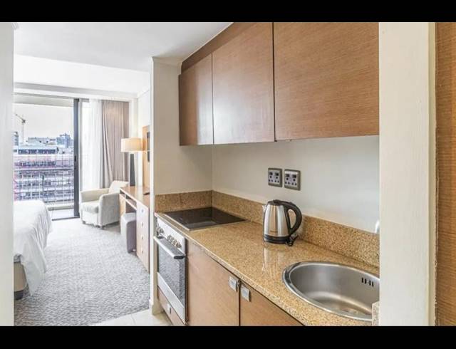 0 BEDROOM APARTMENT FOR SALE IN CAPE TOWN CITY CENTRE